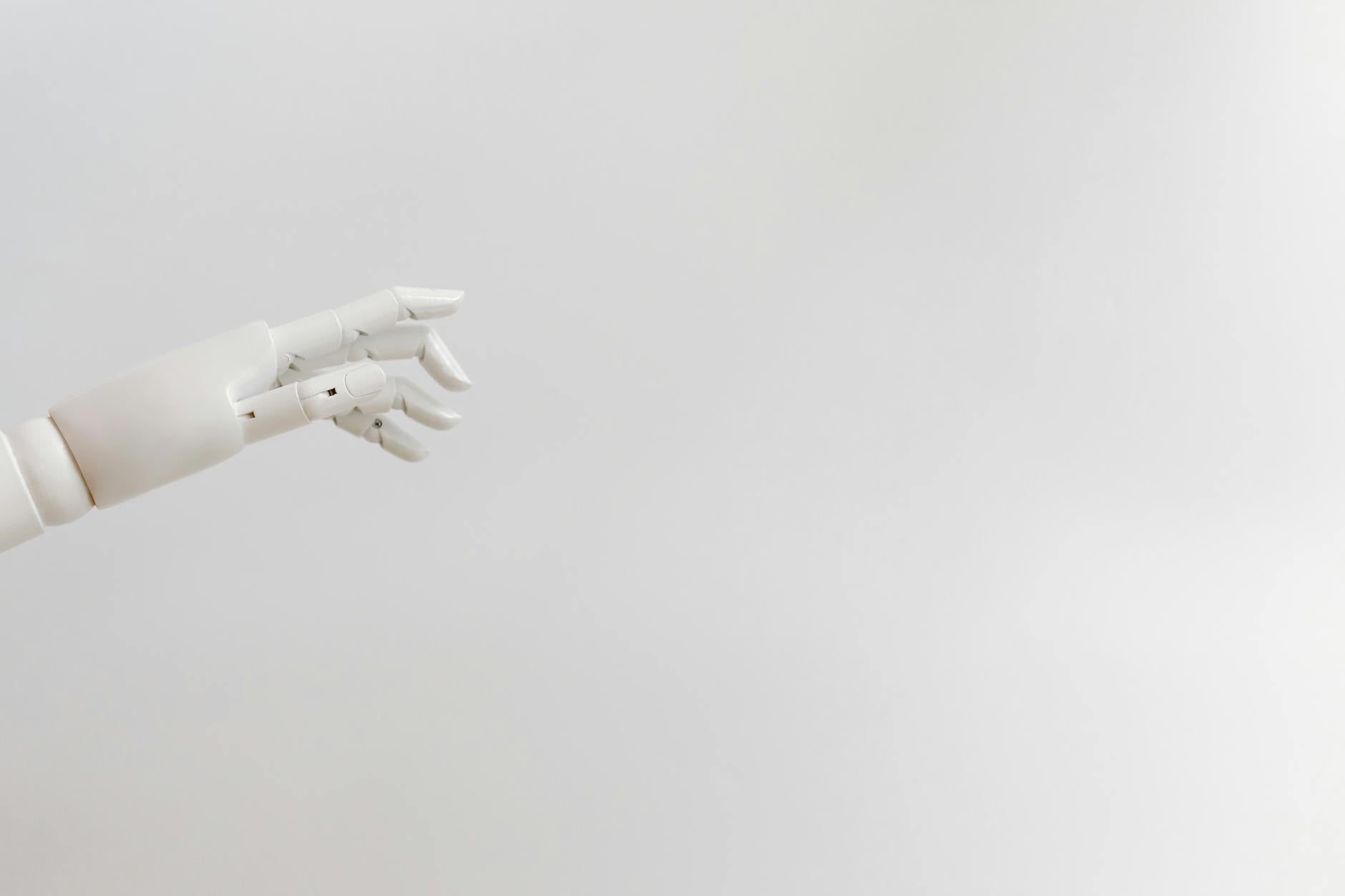 OncoAgent: HuggingFace-Backed Multi-Agent System Redefines Privacy-First Oncology Decision Support